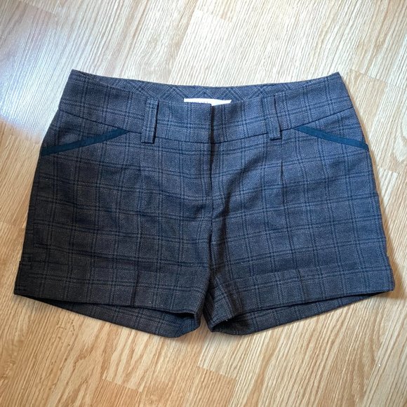 Brown Plaid Cuffed Shorts - Picture 9 of 10